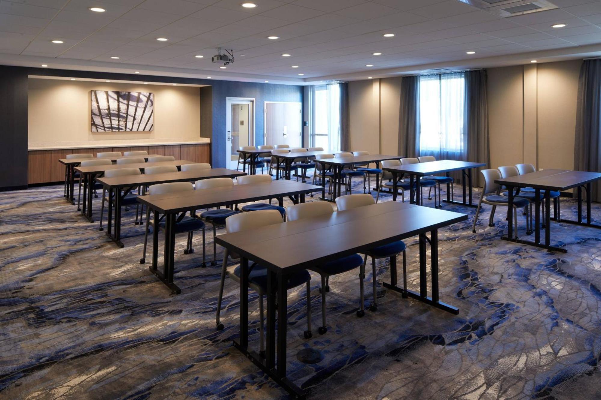 Fairfield Inn & Suites By Marriott Riverside Морено Вали Екстериор снимка