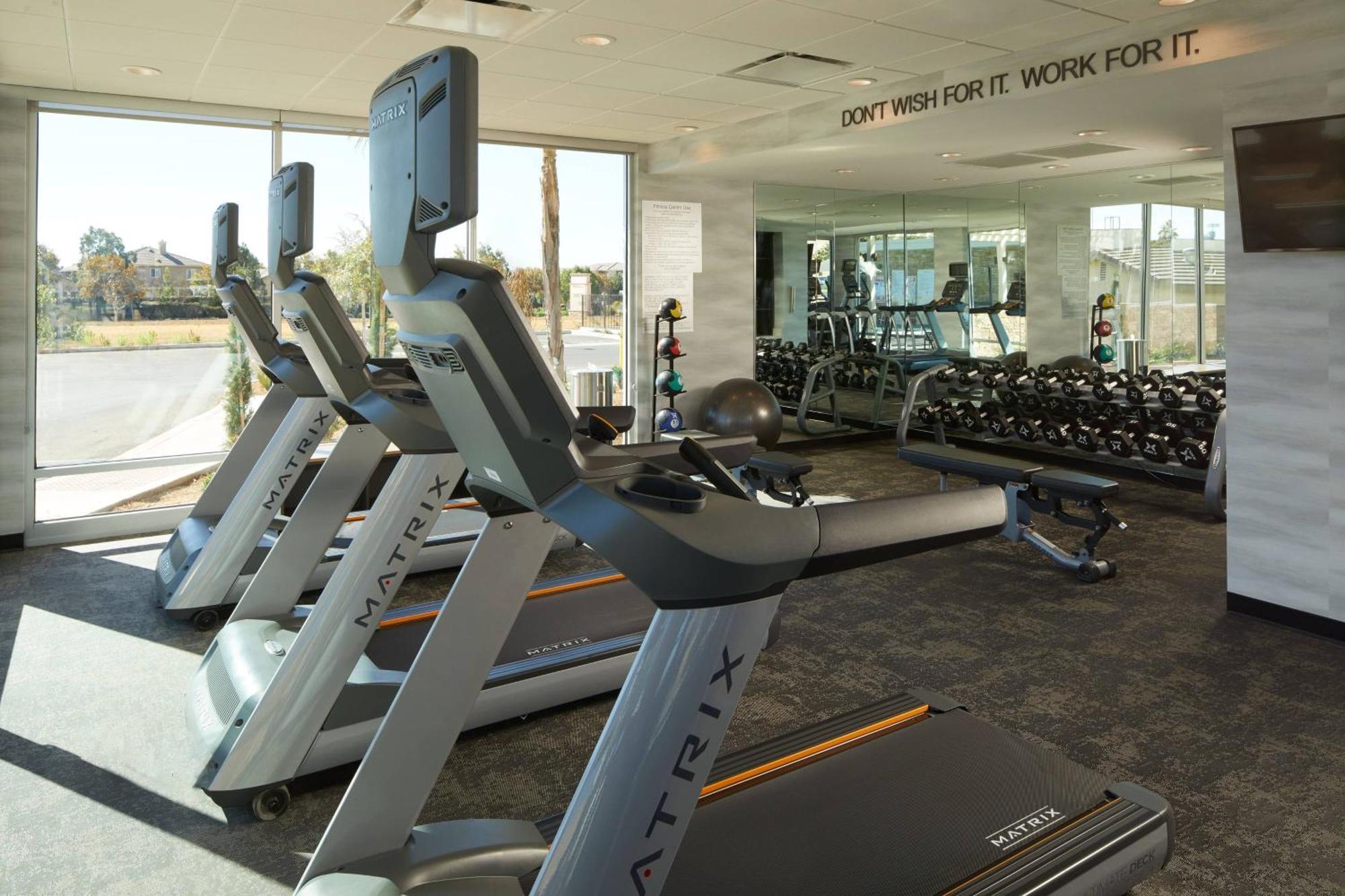 Fairfield Inn & Suites By Marriott Riverside Морено Вали Екстериор снимка